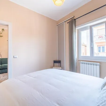 Feel The History! Design And Relaxation In The Heart Of Roma