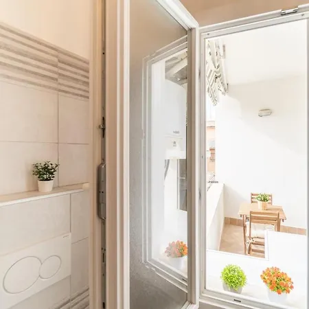 Feel The History! Design And Relaxation In The Heart Of *