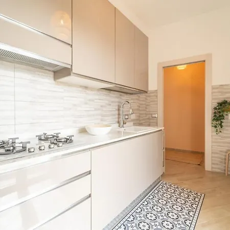 Feel The History! Design And Relaxation In The Heart Of Roma