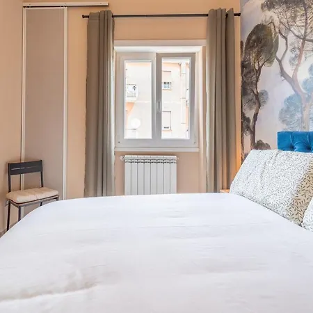Feel The History! Design And Relaxation In The Heart Of Roma