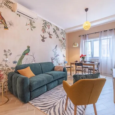 Feel The History! Design And Relaxation In The Heart Of * Roma